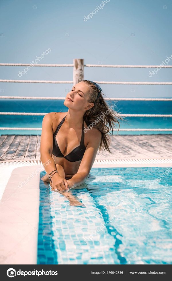 фотосессия у бассейна