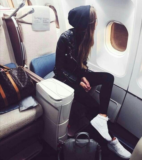 одежда в самолет