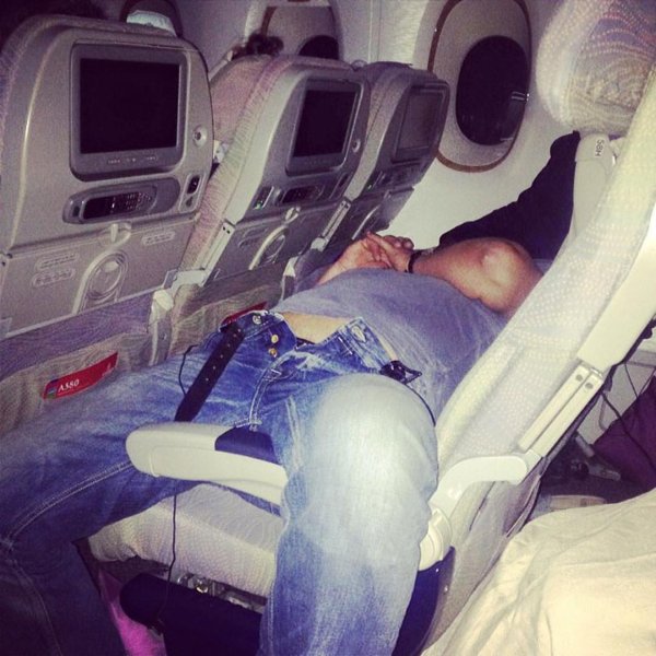 пассажирка самолета