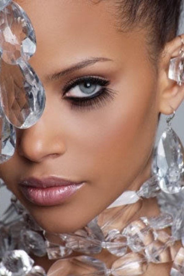 серебристый макияж