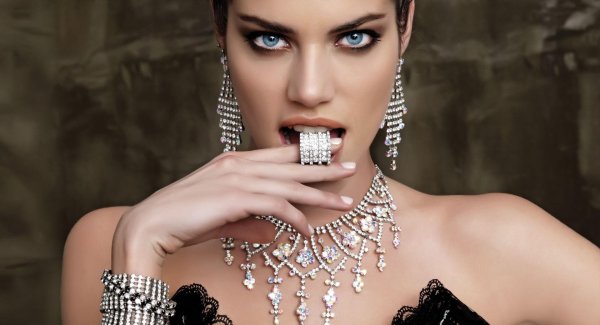 бижутерия женская