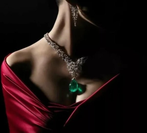 красивая бижутерия