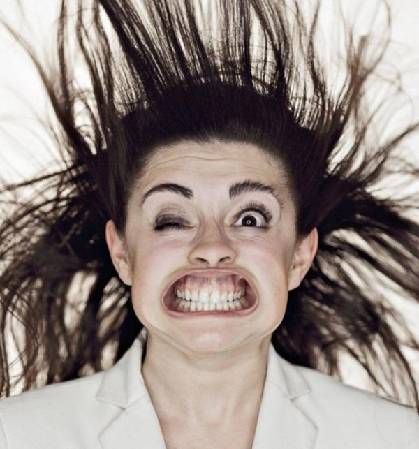 сумасшедшая женщина