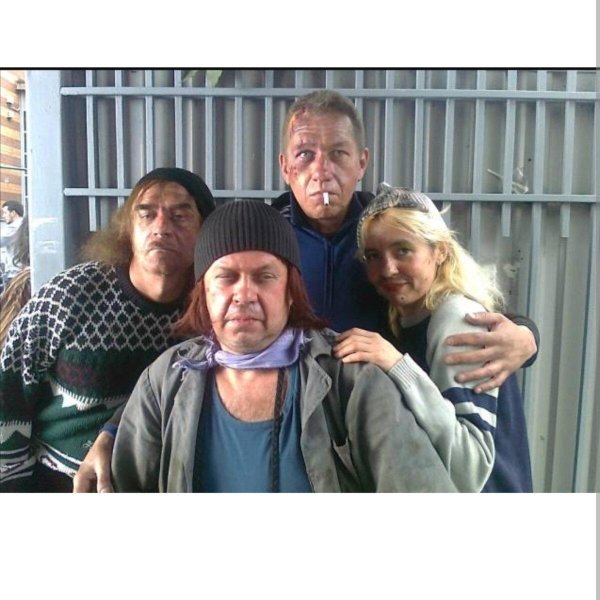 группа бомжей