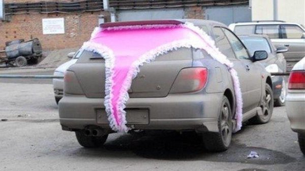украшение автомобиля