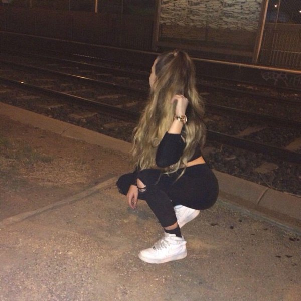 девушка и женщина