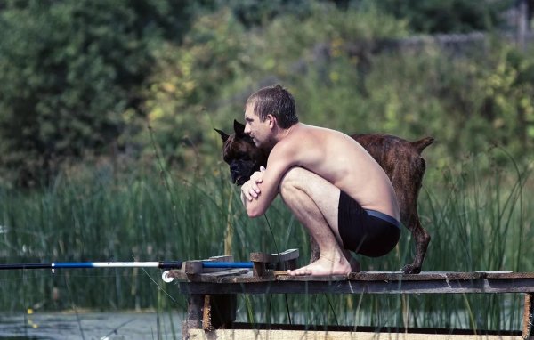 голый рыбак