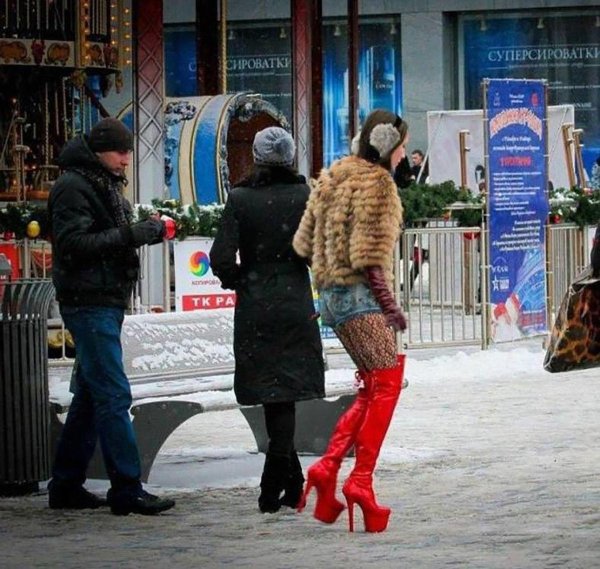 Женщины зимой