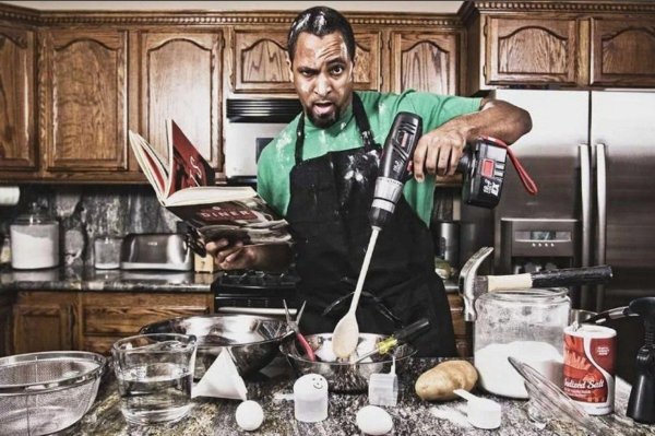 мужики готовят