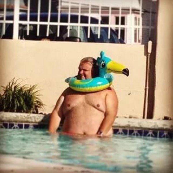 приколы про бассейн