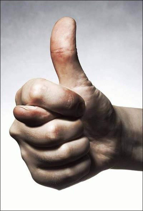 палец большой