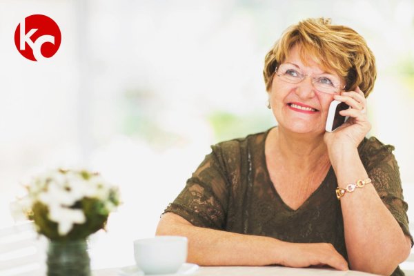 пожилая женщина