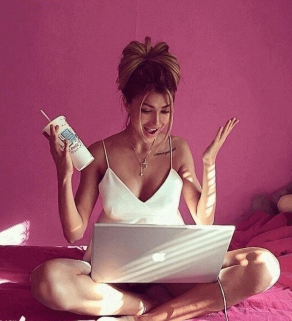 красива девушка