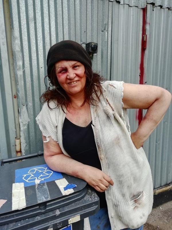 образ бомжихи