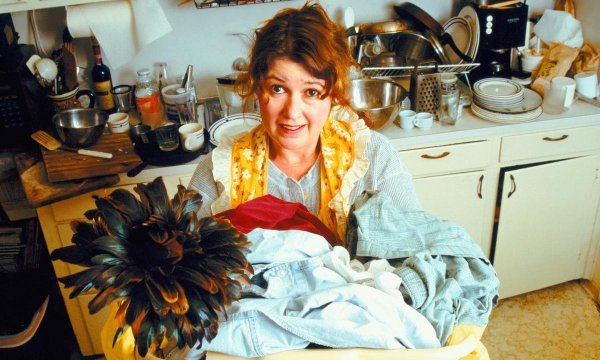 уставшая домохозяйка