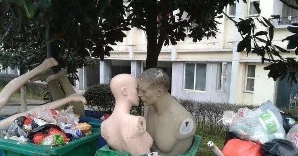Резиновая женщина