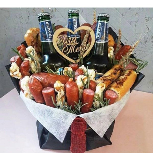 мужские букеты с пивом и закуской