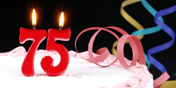 торт со свечами