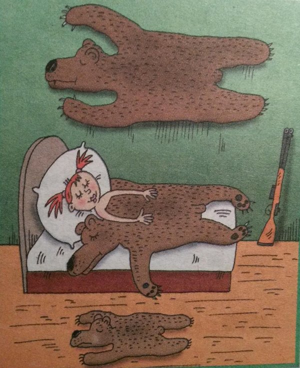 маша прибивает шкуры трех медведей