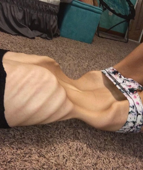 худой живот