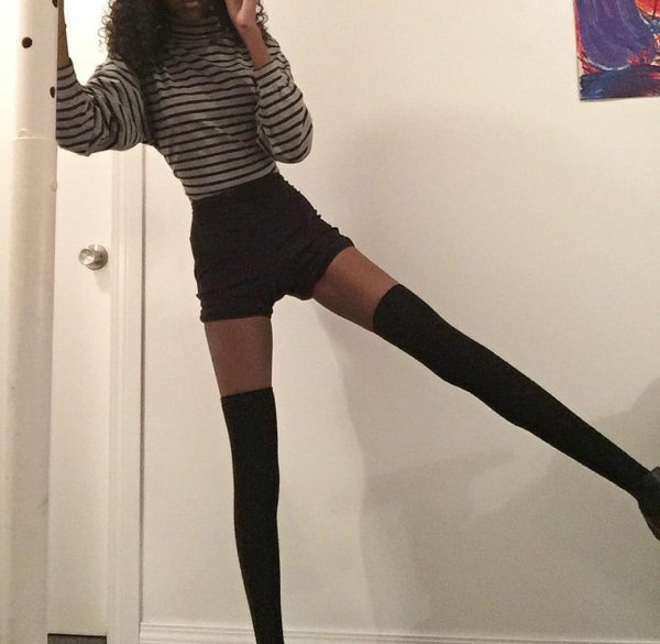 тонкие ноги