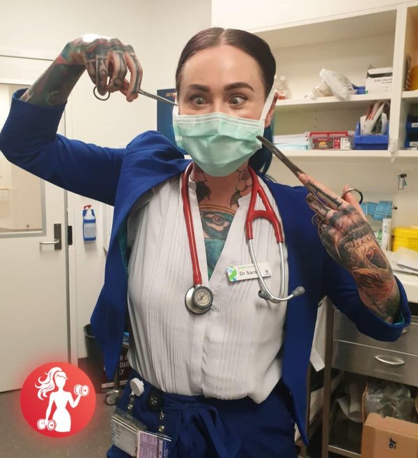 сара грей доктор татуированный