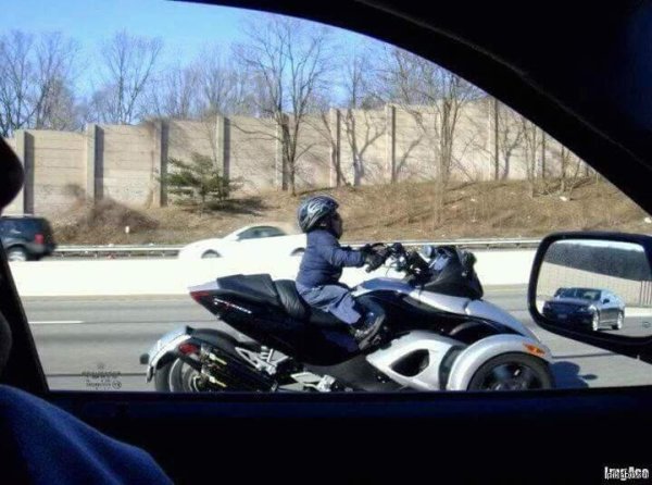brp can am spyder roadster