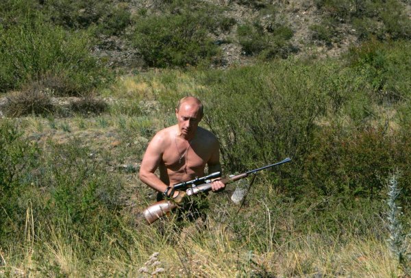 путин с оружием