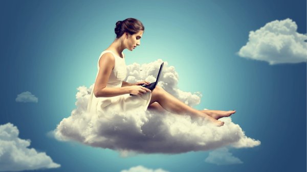 человек на облаке