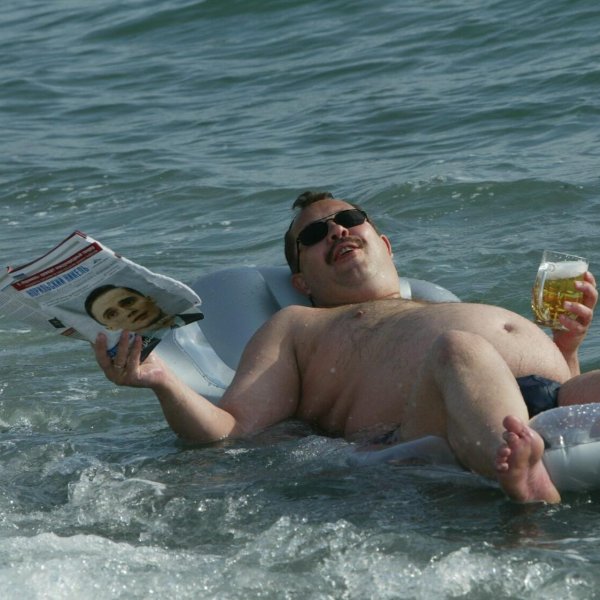 мужик на отдыхе