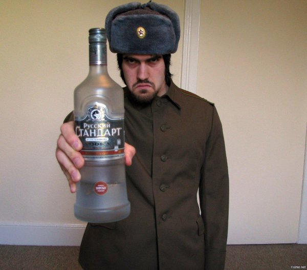 большая бутылка водки