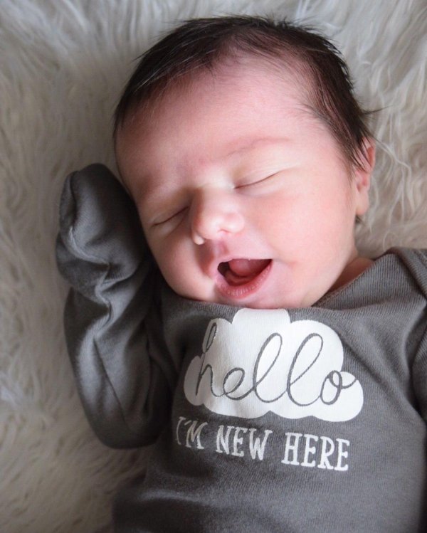 новорожденные младенцы