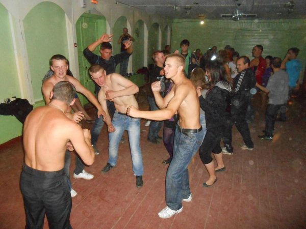сельская дискотека
