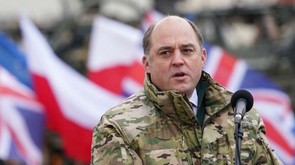 министр обороны великобритании