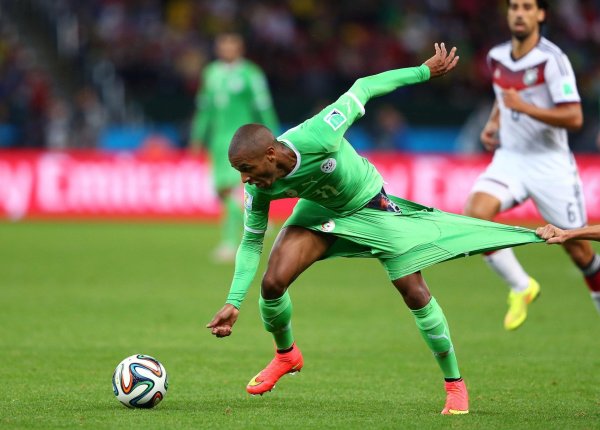 футболисты алжира