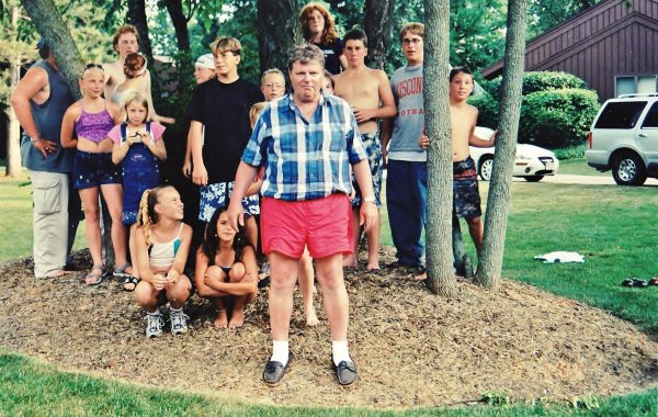 огромная семья