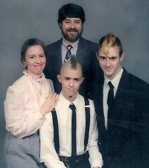 странная семейка