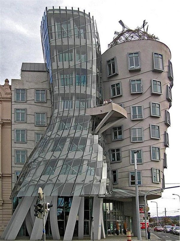 dancing house prague