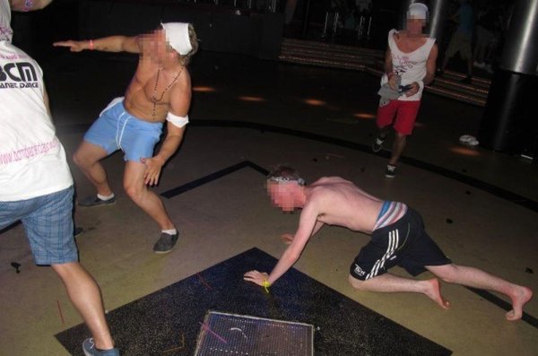 пьяные люди