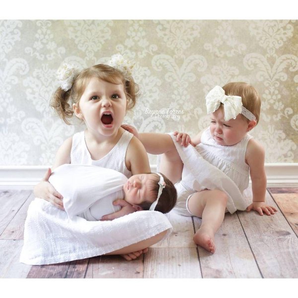 малыши двойняшки