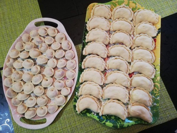 манты пельмени