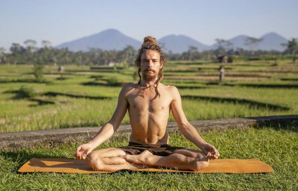 практика йоги