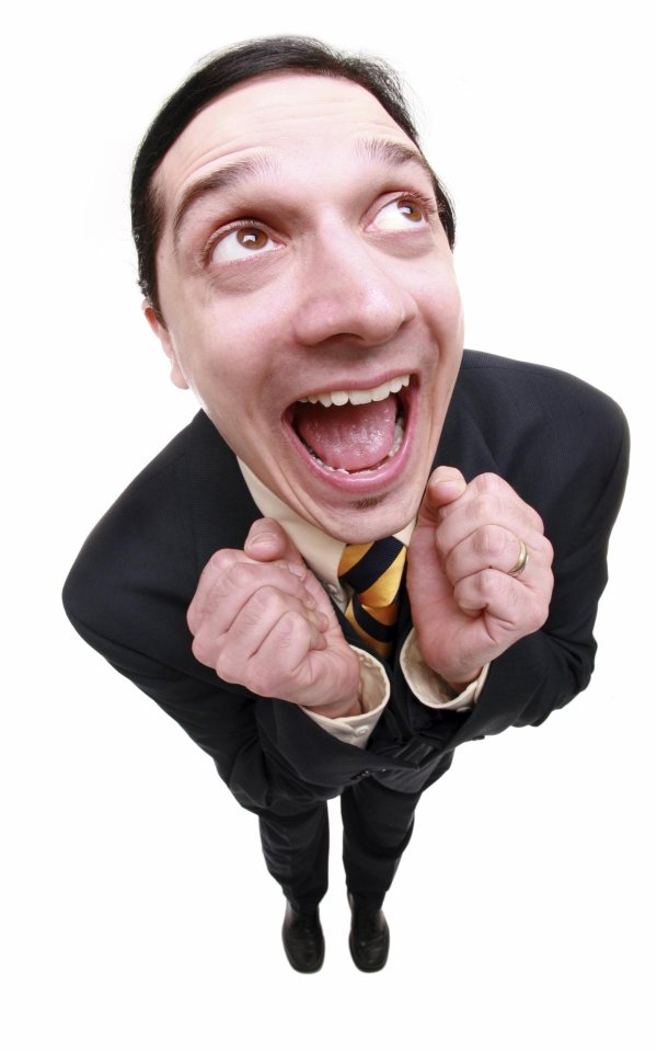 орущие люди