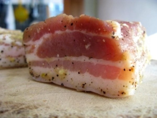 грудинка соленая