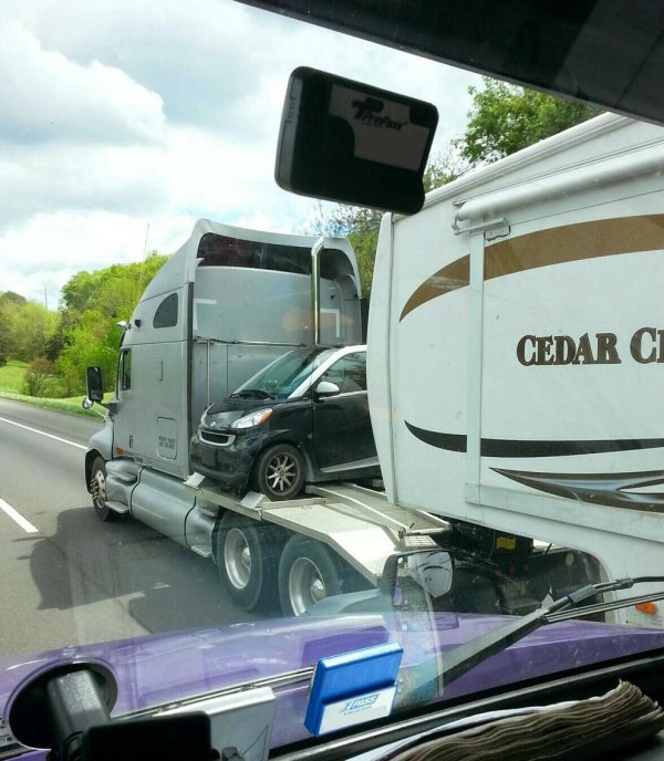 грузовой автомобиль