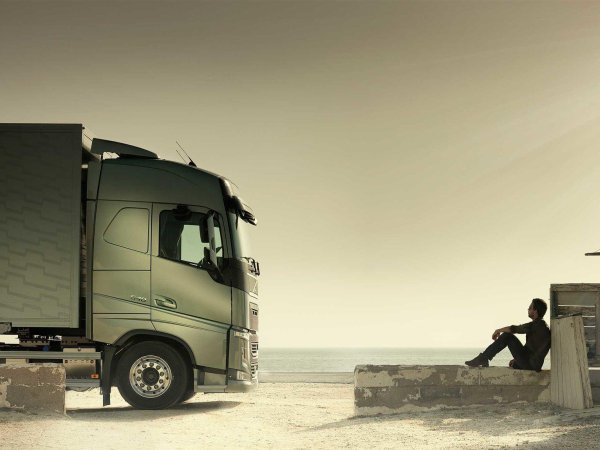 новая вольво тягач