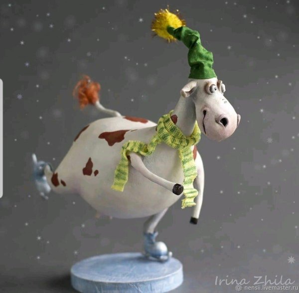 фигурка корова