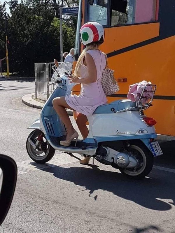 веспа мотороллер