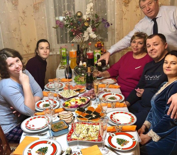 семейное застолье