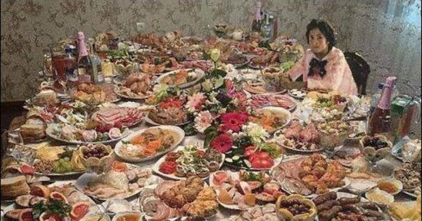 девочка с персиками